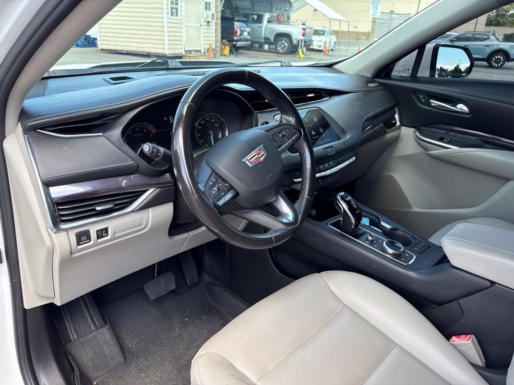 2021 Cadillac XT4 Luxury