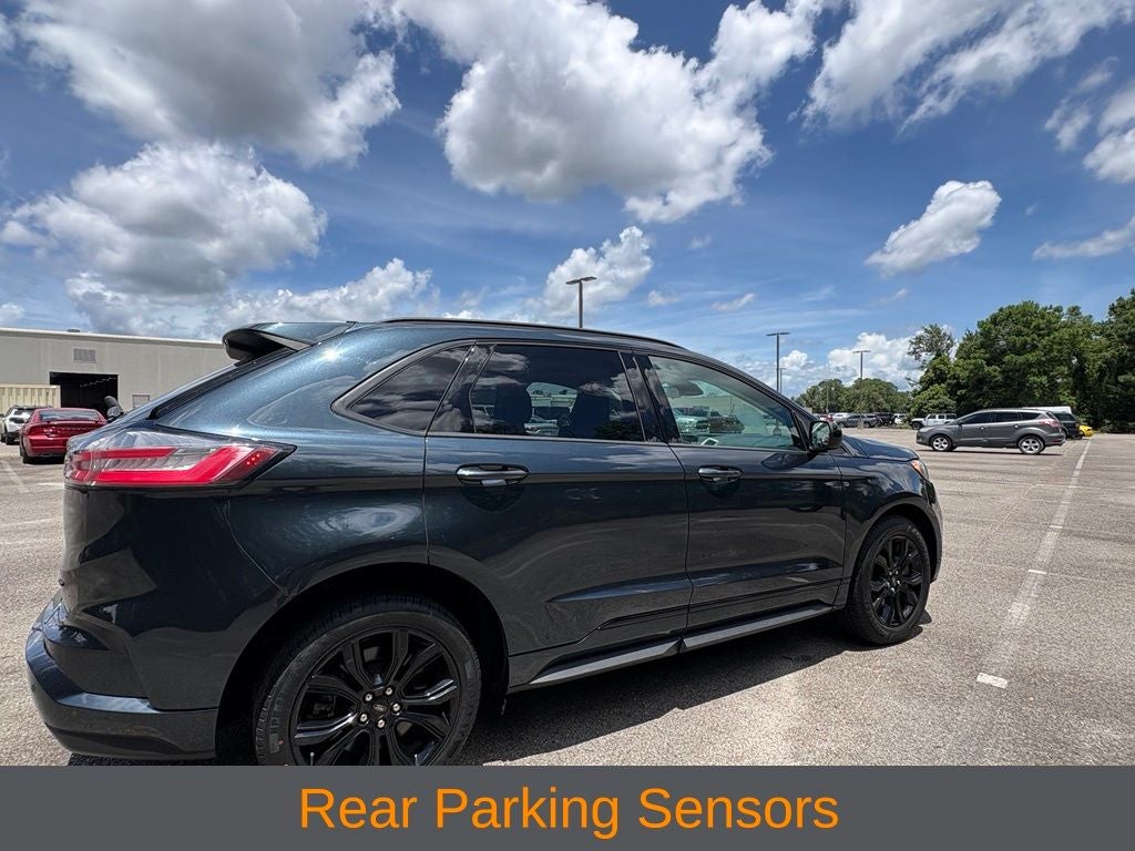 2022 Ford Edge SE