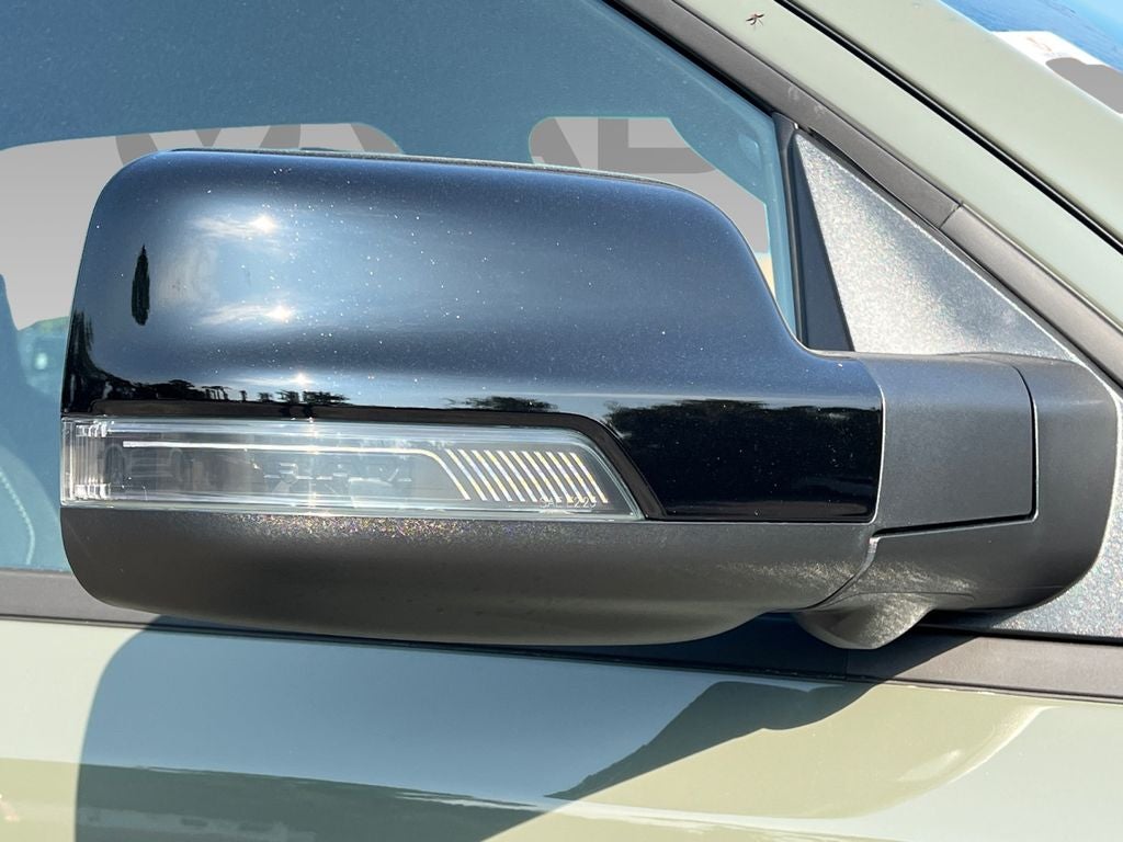 2026 RAM 1500 Laramie Crew Cab 4x4 5'7' Box