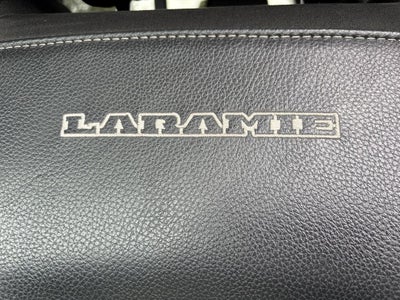 2019 RAM 1500 Laramie Crew Cab 4x4 5'7' Box