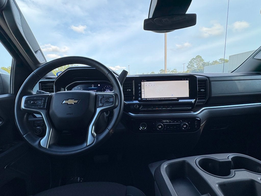 2023 Chevrolet Silverado 1500 4WD Crew Cab Short Bed LT with 2FL
