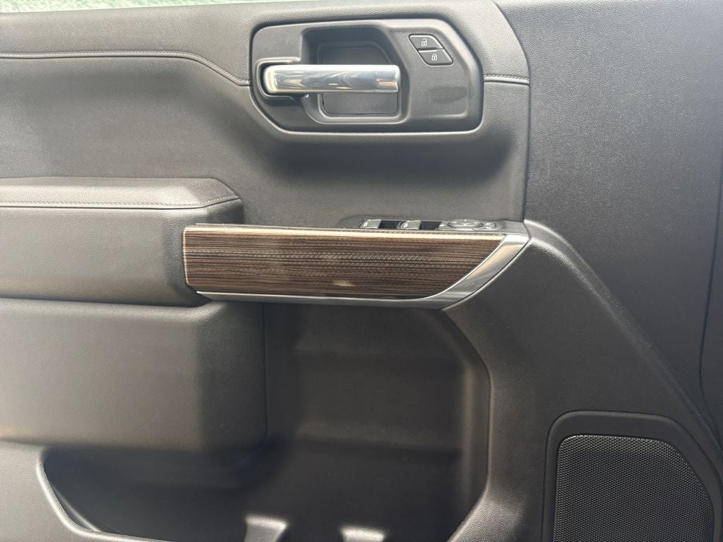 2021 Chevrolet Silverado 1500 4WD Crew Cab Short Bed LT