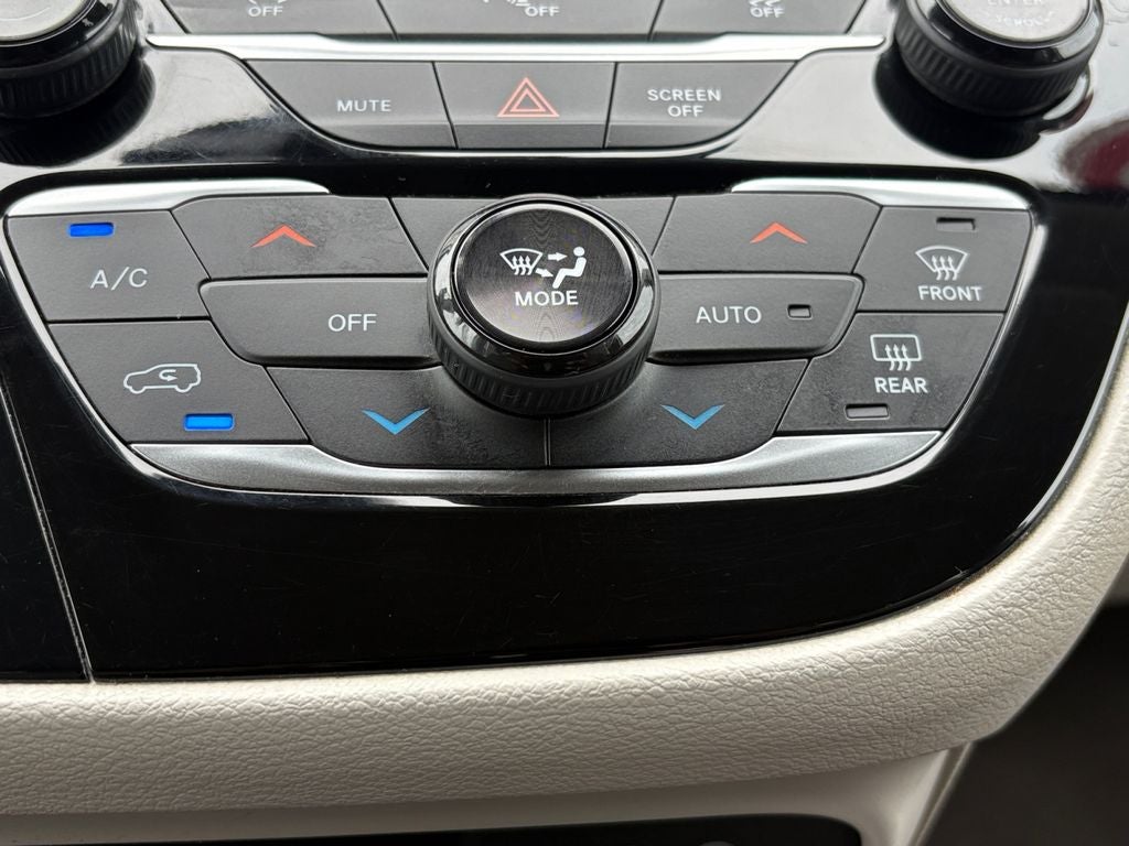 2018 Chrysler Pacifica Touring Plus