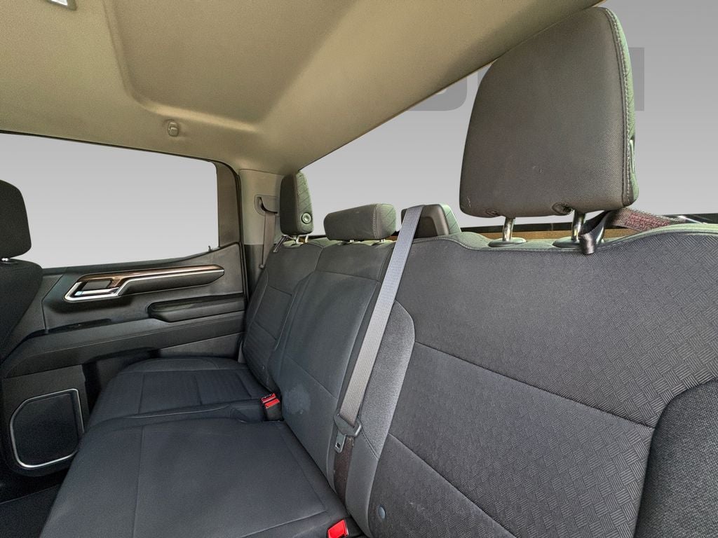 2023 Chevrolet Silverado 1500 4WD Crew Cab Standard Bed LT