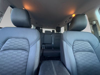 2025 Nissan Pathfinder SV FWD