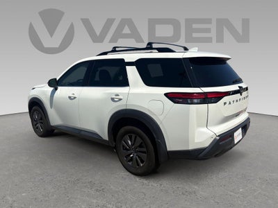 2022 Nissan Pathfinder SV 4WD