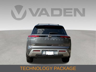 2024 Nissan Pathfinder SL 4WD