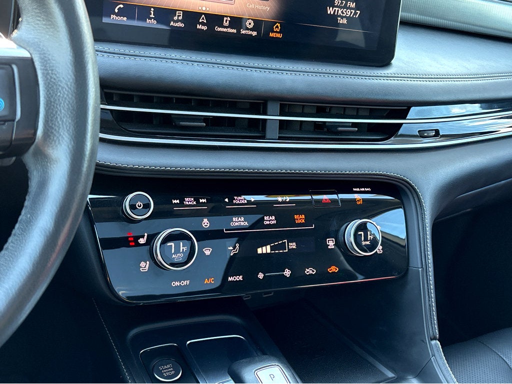 2023 INFINITI QX60 LUXE AWD