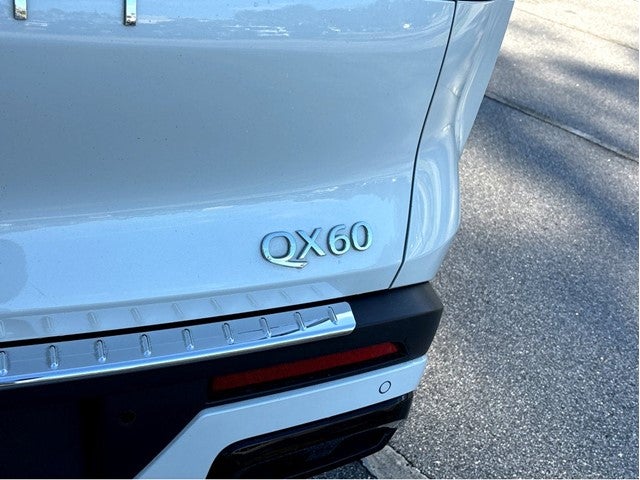 2023 INFINITI QX60 LUXE AWD