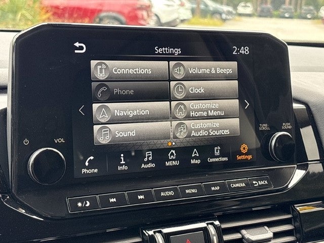 2023 Nissan Pathfinder SL