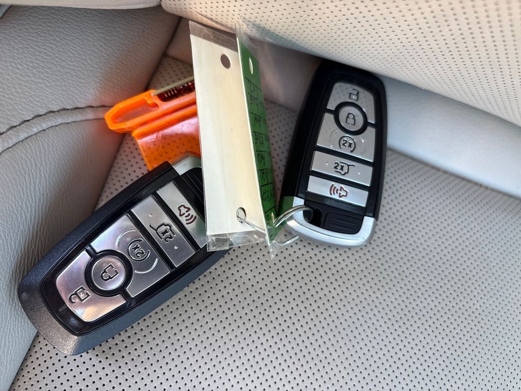 2020 Ford Edge Titanium