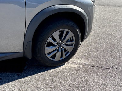 2024 Nissan Pathfinder S