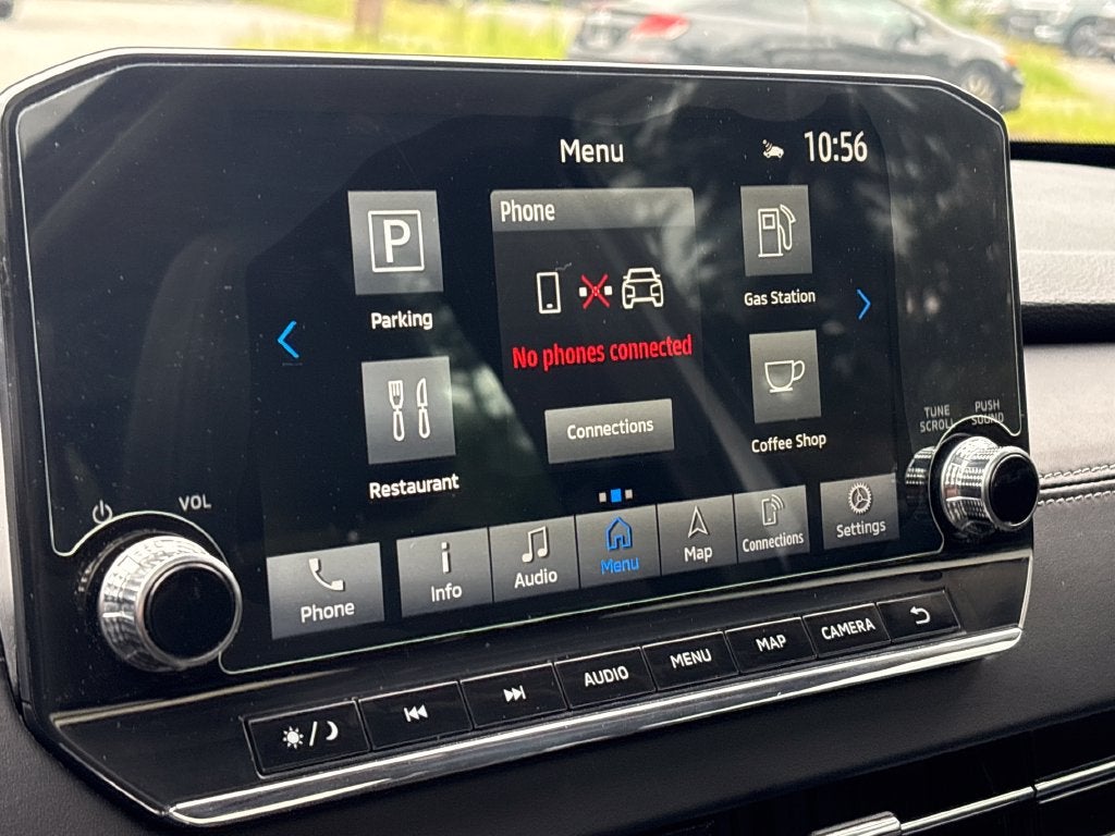 2023 Mitsubishi Outlander Base