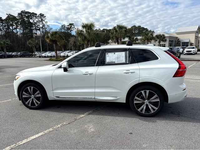 2023 Volvo XC60 Ultimate Bright Theme