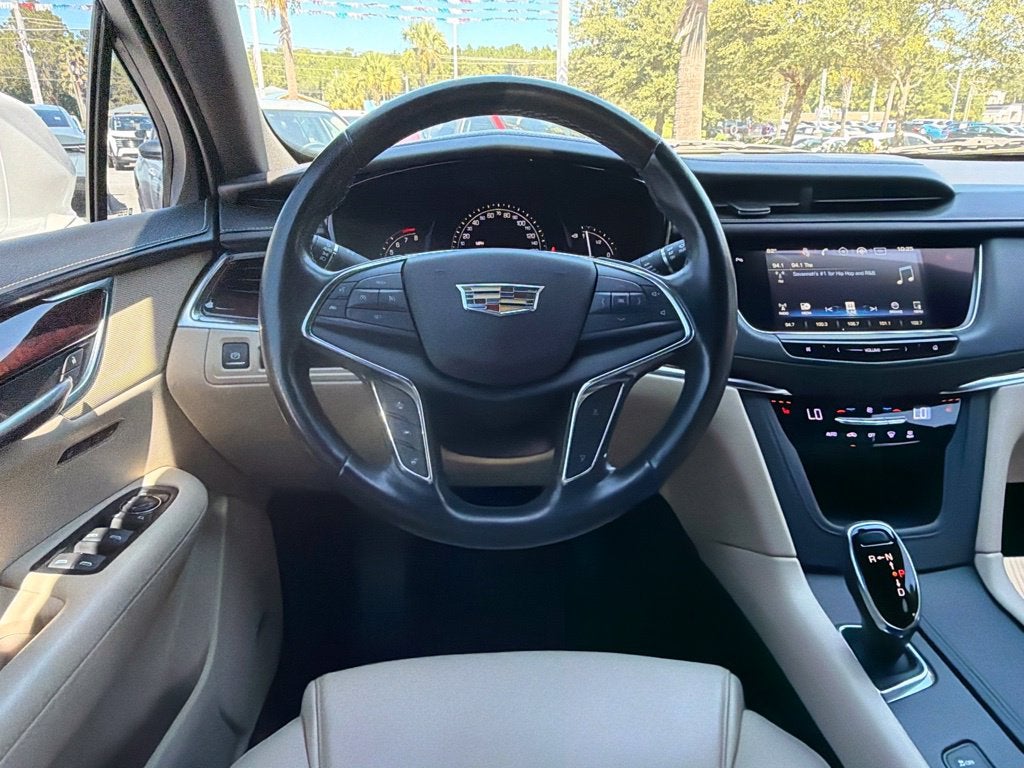 2018 Cadillac XT5 Luxury