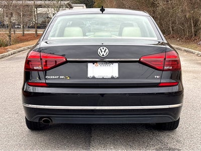 2018 Volkswagen Passat 2.0T SE w/Technology