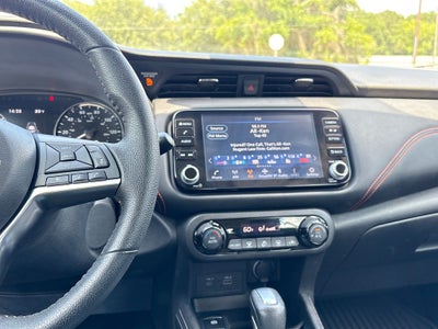2021 Nissan Kicks SR