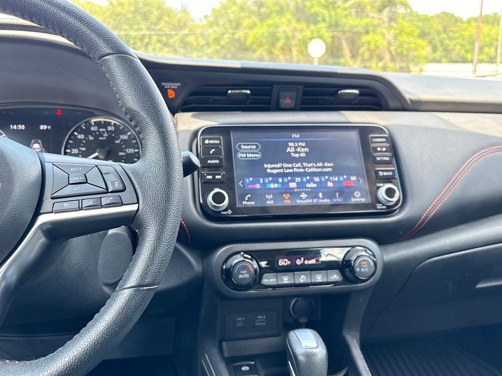 2021 Nissan Kicks SR