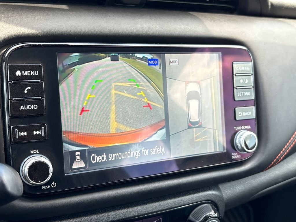 2021 Nissan Kicks SR
