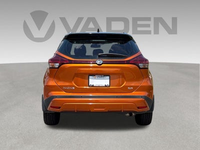 2021 Nissan Kicks SR