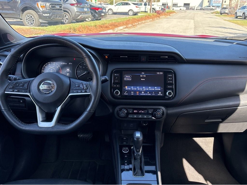 2024 Nissan Kicks SR