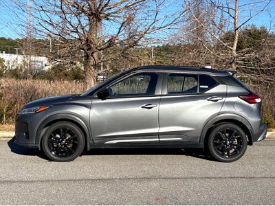 2021 Nissan Kicks SR