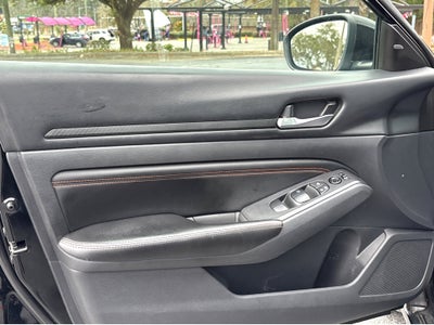 2022 Nissan Altima 2.0 SR