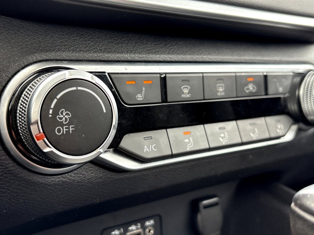 2022 Nissan Altima 2.0 SR