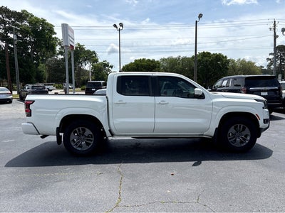 2025 Nissan Frontier SV