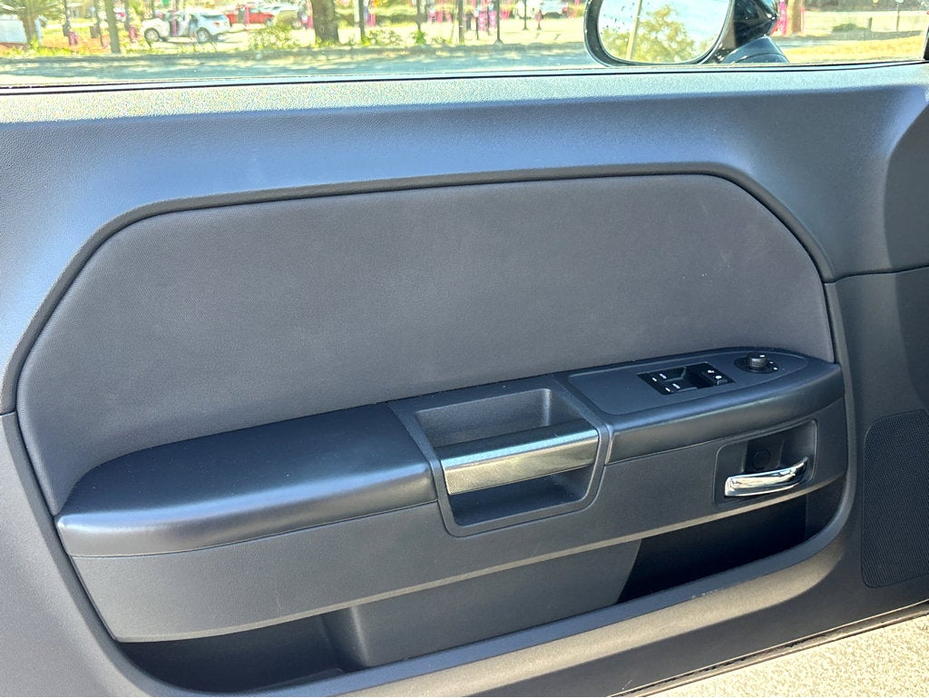 2014 Dodge Challenger SRT8 Core