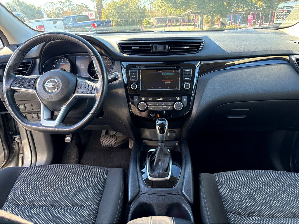 2022 Nissan Rogue Sport SV