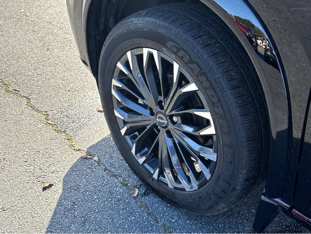 2025 Nissan Rogue Platinum