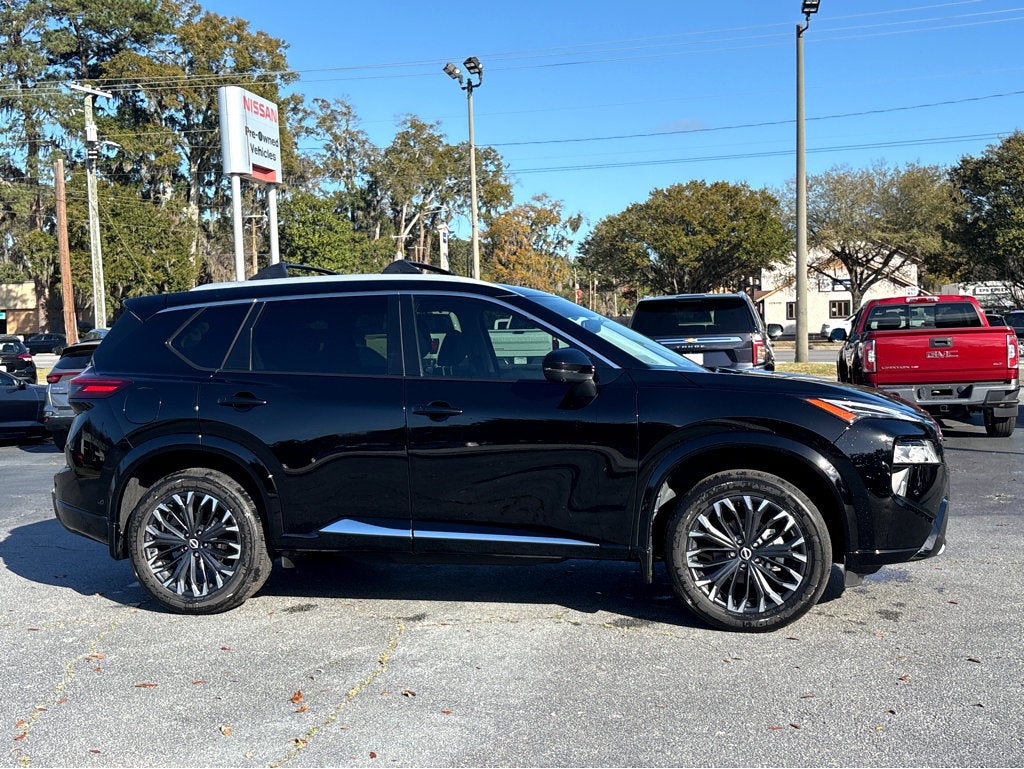 2025 Nissan Rogue Platinum