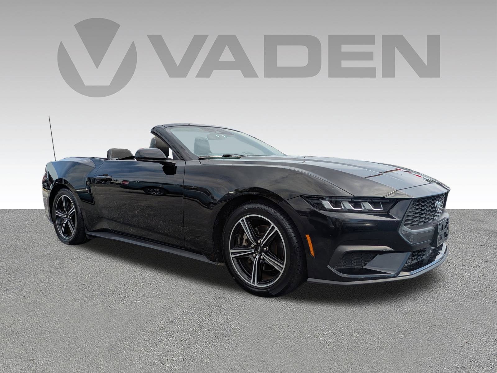 2024 Ford Mustang EcoBoost