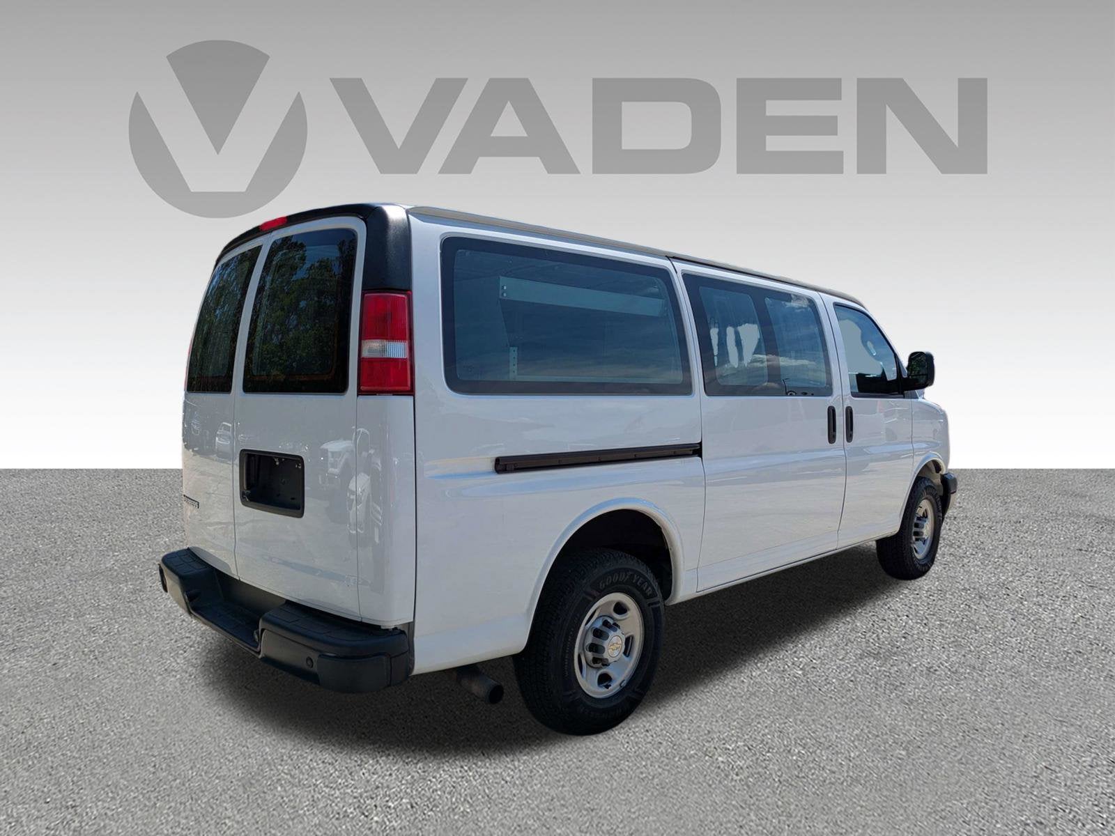 2022 Chevrolet Express Cargo Van Work Van