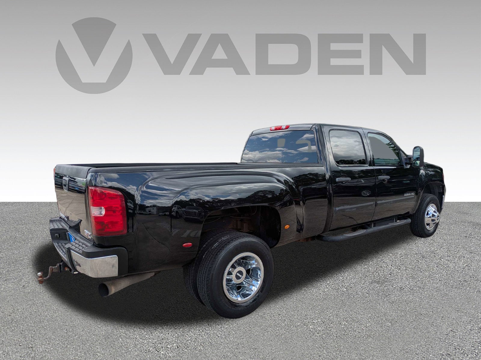 2011 GMC Sierra 3500HD DRW SLE
