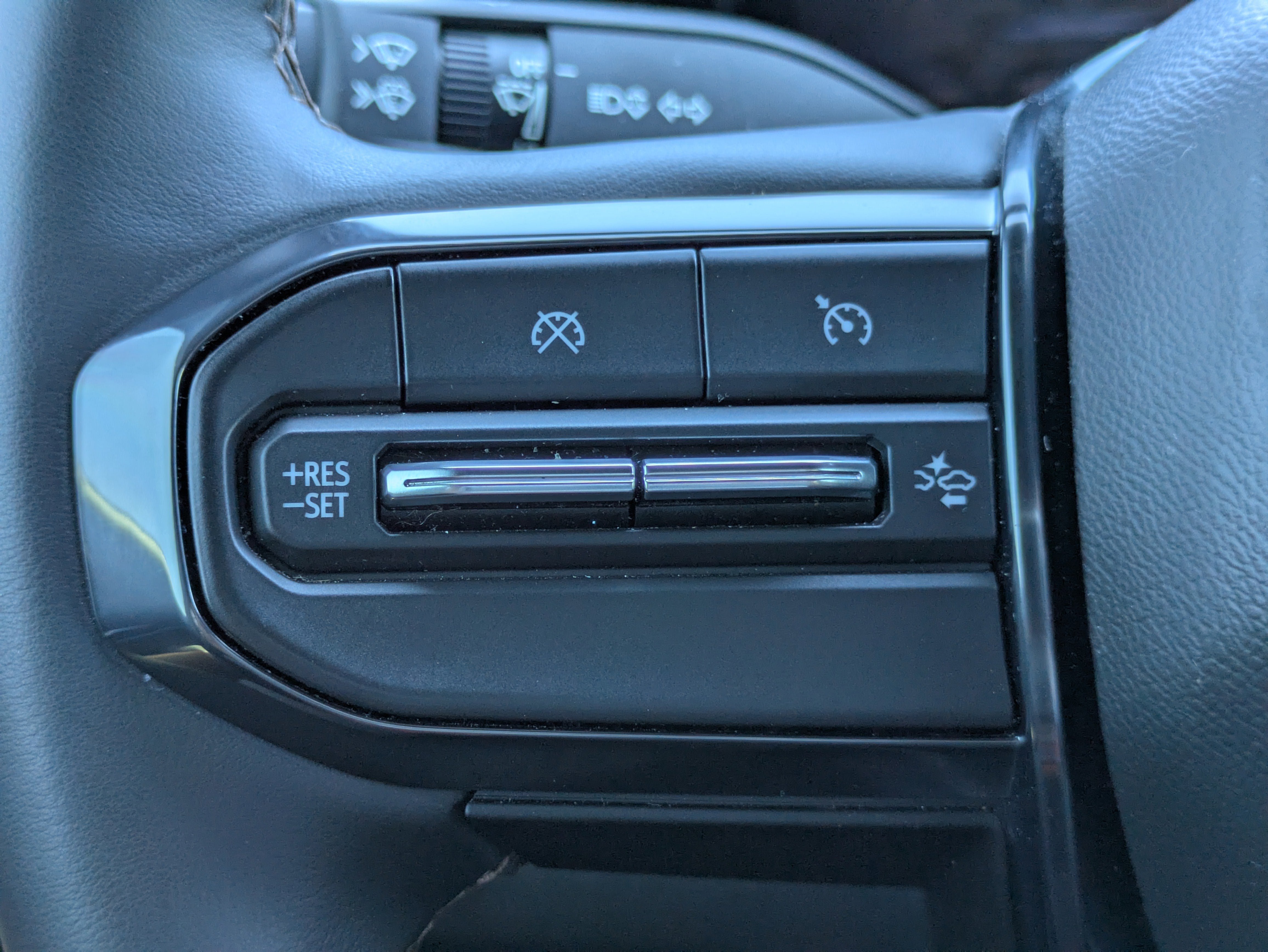 2024 GMC Canyon 4WD AT4