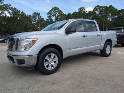2018 Nissan Titan SV