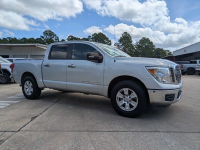 2018 Nissan Titan SV