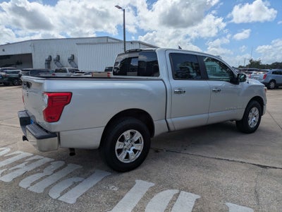 2018 Nissan Titan SV