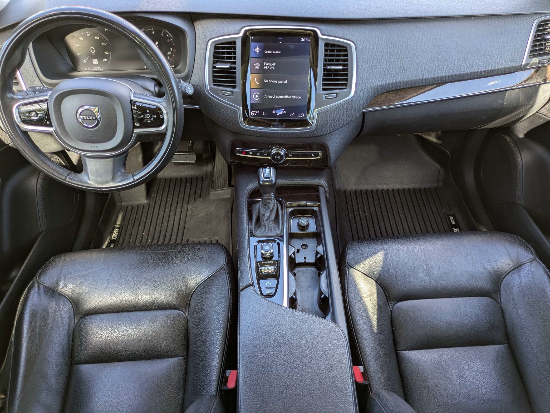 2018 Volvo XC90 Momentum