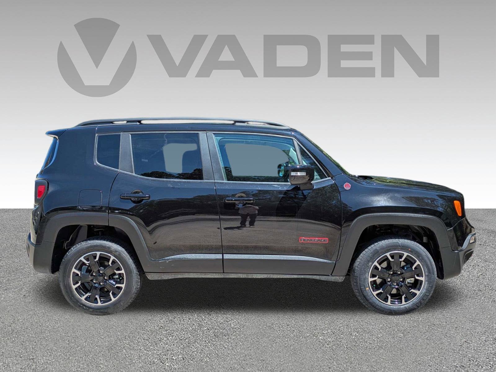 2023 Jeep Renegade Trailhawk