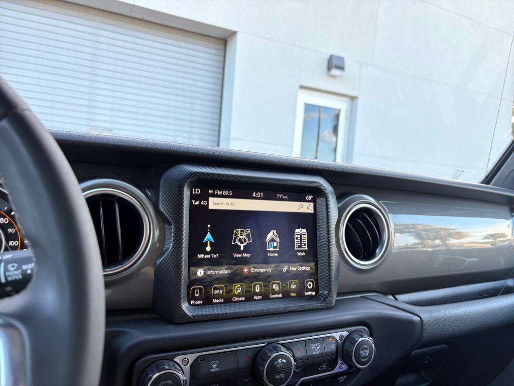 2023 Jeep Wrangler 4-Door Sahara 4x4