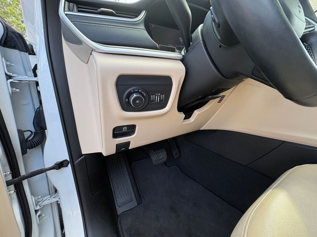 2022 Jeep Grand Cherokee Limited 4x4