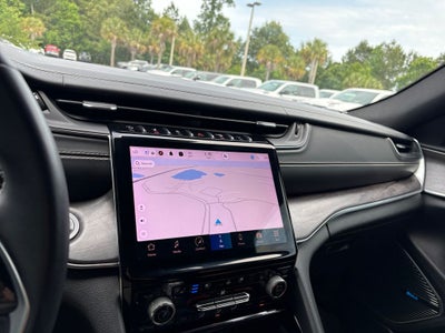 2022 Jeep Grand Cherokee L Overland 4x2