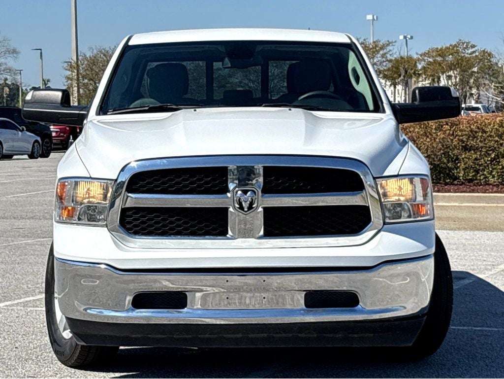 2023 RAM 1500 Classic SLT Crew Cab 4x4 5'7' Box