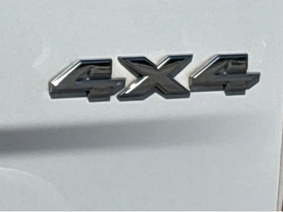 2023 RAM 1500 Classic SLT Crew Cab 4x4 5'7' Box
