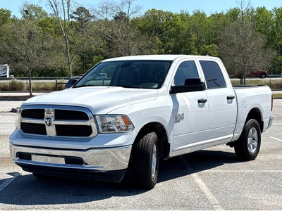 2023 RAM 1500 Classic SLT Crew Cab 4x4 5'7' Box