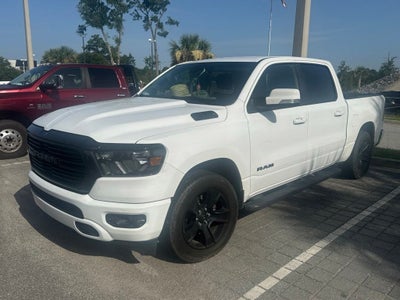 2020 RAM 1500 Big Horn Crew Cab 4x4 5'7' Box