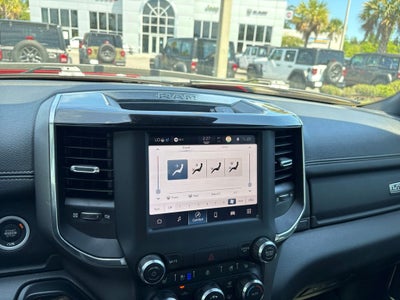 2022 RAM 1500 Laramie Crew Cab 4x4 5'7' Box